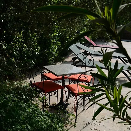 Bed & Breakfast De Cocagne - Et D'hote - Piscine Et *