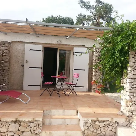 Bed & Breakfast De Cocagne - Et D'hote - Piscine Et Saint-Maximin